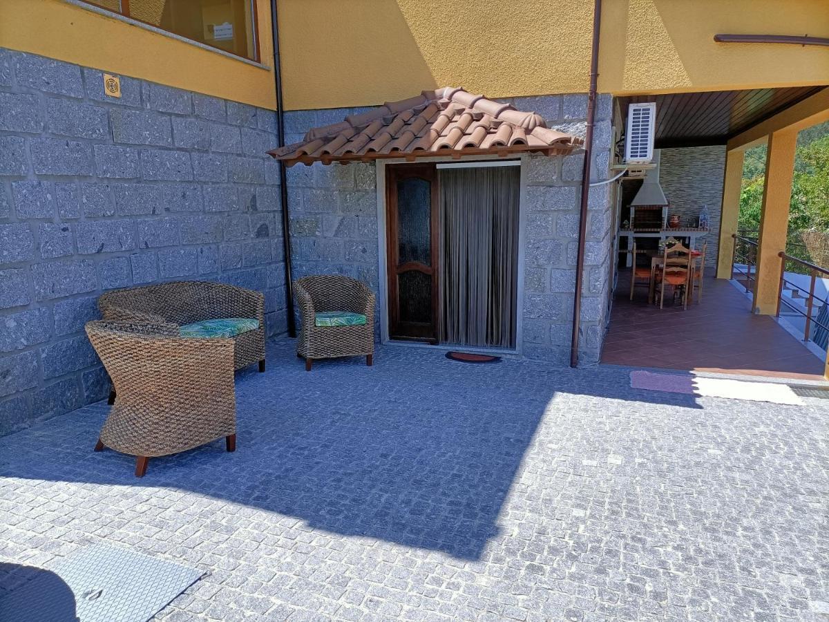 Casa Amarela Da Canicada 维埃拉·多米尼奥 外观 照片